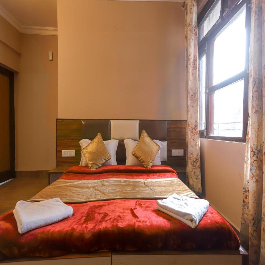 Hotel Varuni Mcleodganj Dharamshala Exterior foto
